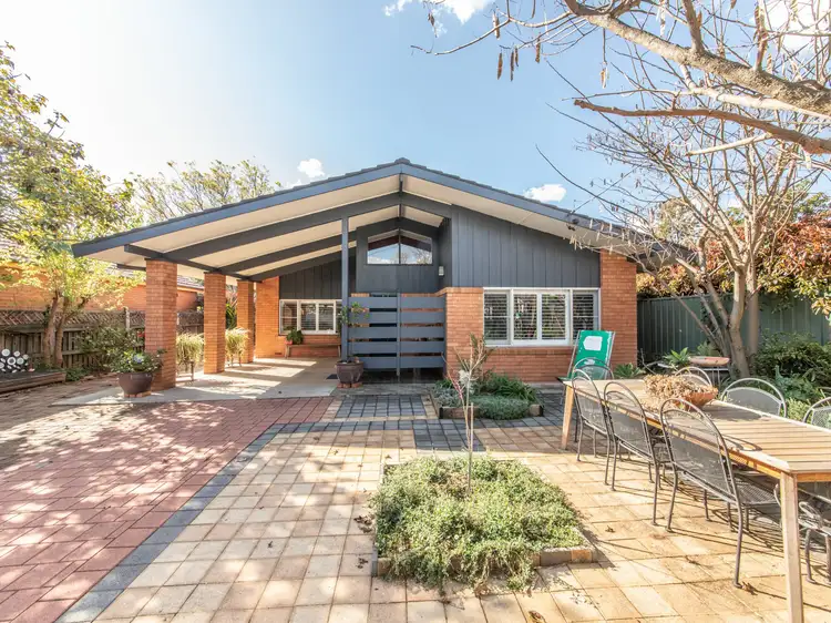 18 Tamworth Street