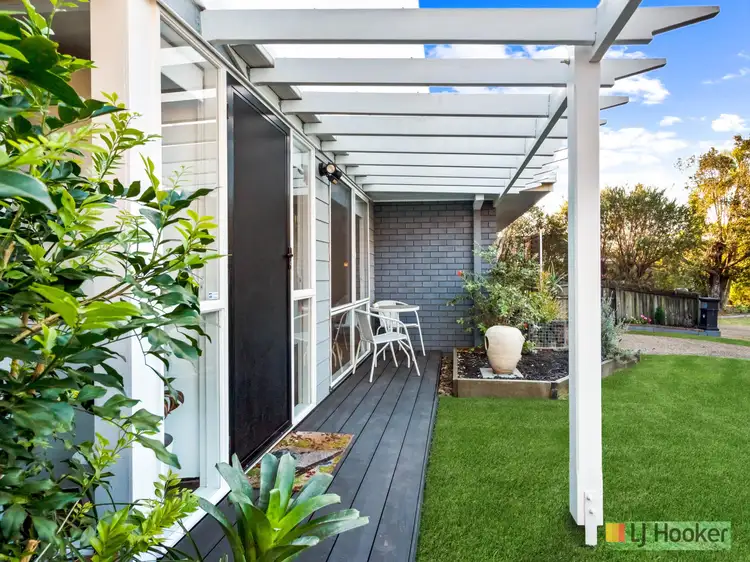 Third view of Homely house listing, 8 Hart Court, Murrumba Downs QLD 4503