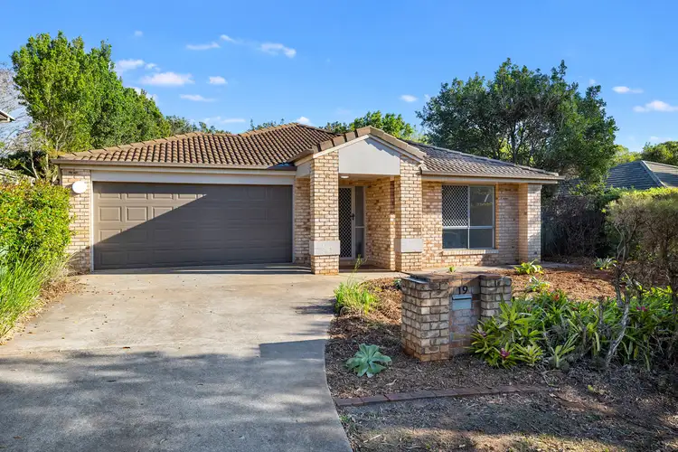 19 Shaw Place, Redland Bay QLD 4165