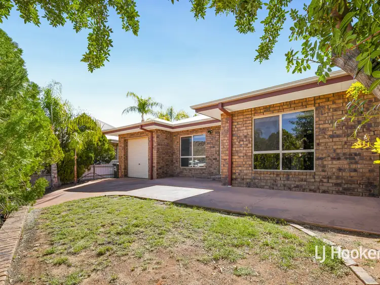 140 Cromwell Drive, Desert Springs NT 870