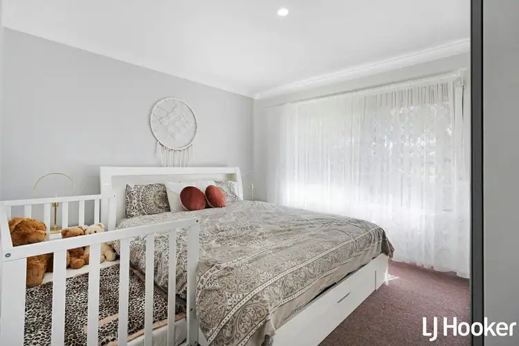 Fifth view of Homely semi-detached listing, 54B Grovelands Drive, Camillo WA 6111