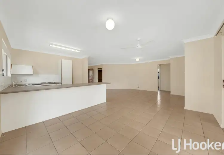 Sixth view of Homely house listing, 2 Links Court, Kin Kora QLD 4680