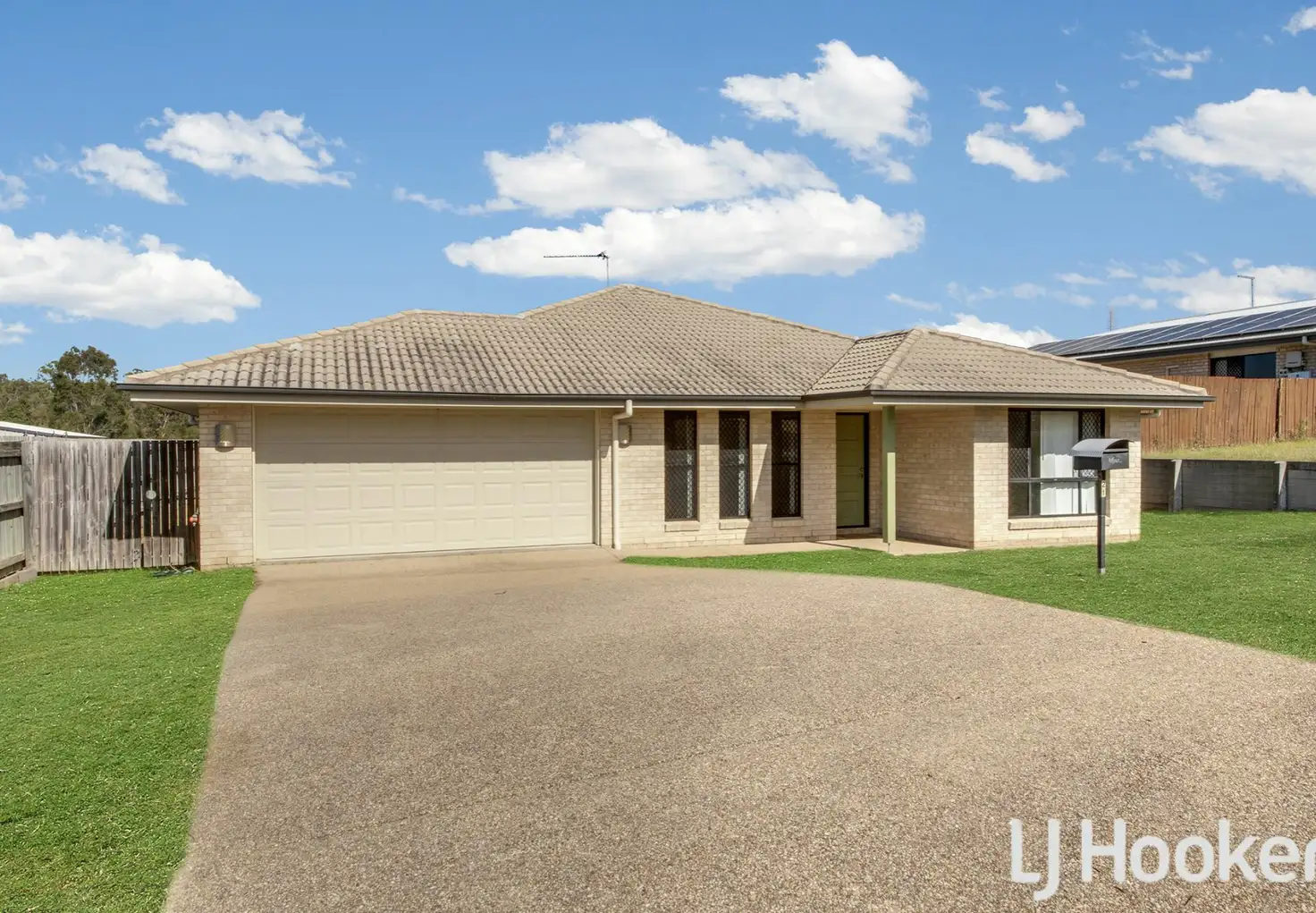 Main view of Homely house listing, 21 Woodland Court, Kirkwood QLD 4680