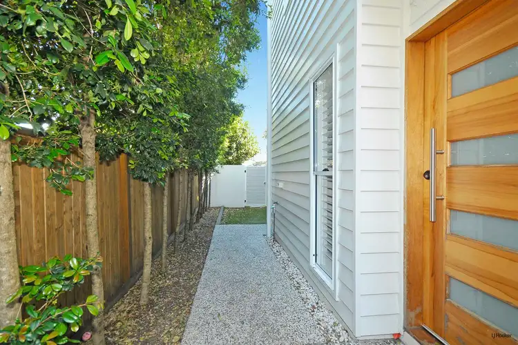 Sixth view of Homely semi-detached listing, 2/381 Cypress Terrace North, Palm Beach QLD 4221