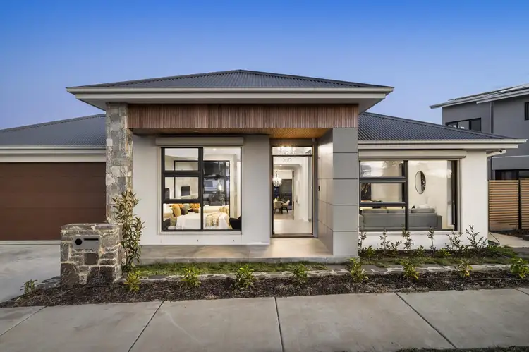 21 Rachel Makinson Street, Strathnairn ACT 2615