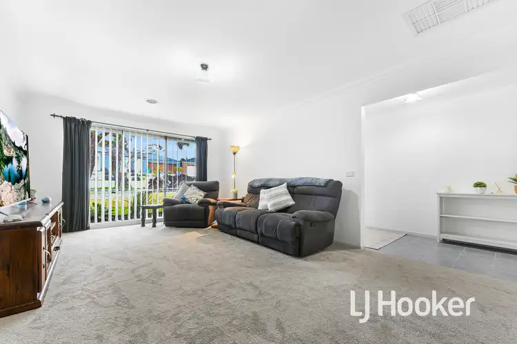 Second view of Homely house listing, 13 Niagara Court, Hampton Park VIC 3976