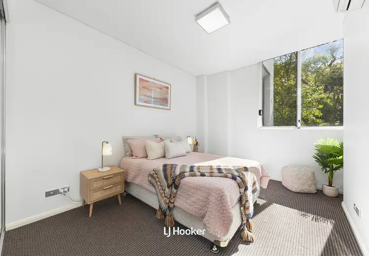 Fifth view of Homely apartment listing, 604/10 Avon Road, Pymble NSW 2073