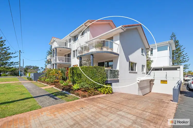 Unit 3/216 Marine Parade