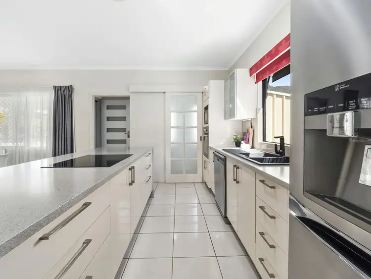 Fifth view of Homely villa listing, 95/2-6 Lake Placid Road, Caravonica QLD 4878