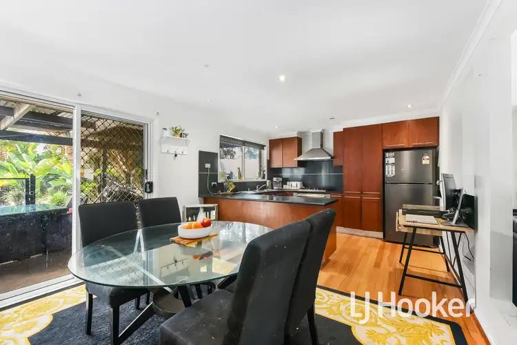 Fifth view of Homely house listing, 3 Kooyong Close, Hampton Park VIC 3976