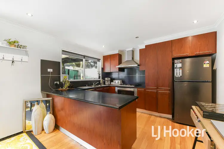 Sixth view of Homely house listing, 3 Kooyong Close, Hampton Park VIC 3976
