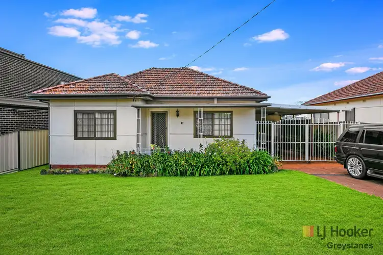 11 Gloucester Avenue, Merrylands NSW 2160