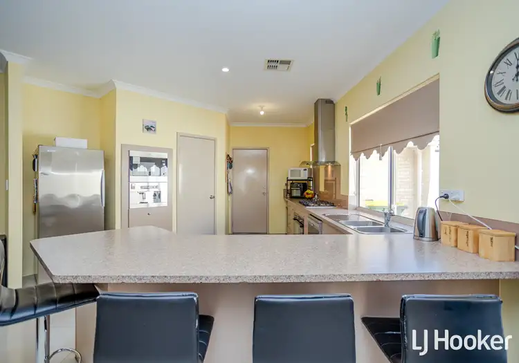 Second view of Homely house listing, 6 Mardja Court, High Wycombe WA 6057