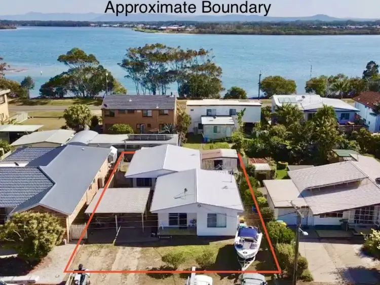1 & 2/43 Manning Street, Manning Point NSW 2430