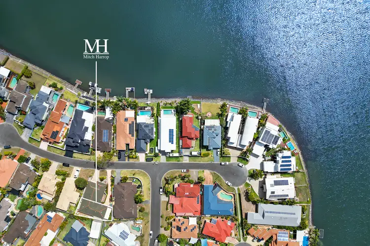 2/12 Washington Court, Varsity Lakes QLD 4227