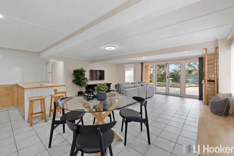 Fourth view of Homely house listing, 8 Danina Street, Mansfield QLD 4122