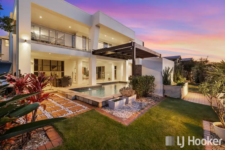 2 Vantage Crescent, Wellington Point QLD 4160