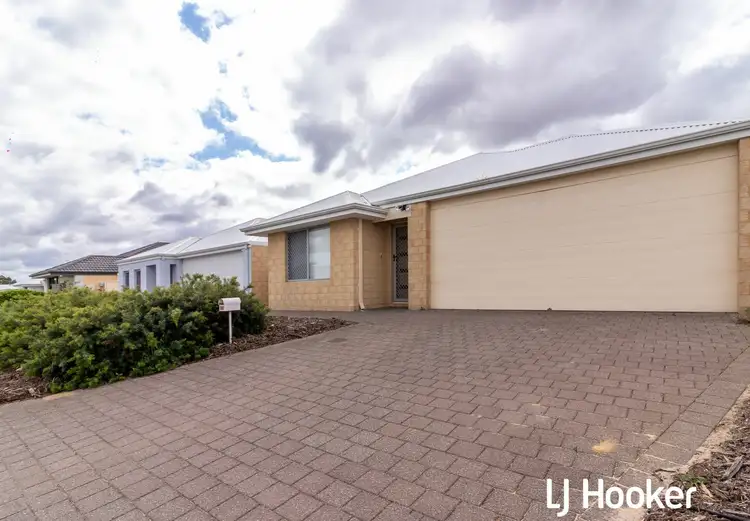 Second view of Homely house listing, 130 Sapphire Chase, Wellard WA 6170