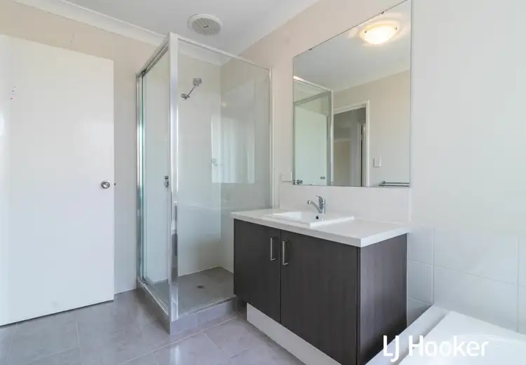 Sixth view of Homely house listing, 130 Sapphire Chase, Wellard WA 6170