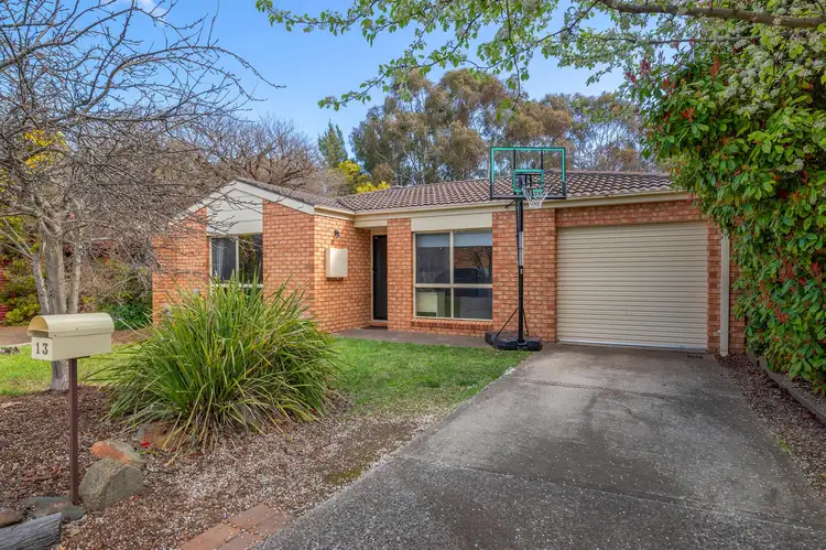 13 Mundang Crescent, Ngunnawal ACT 2913
