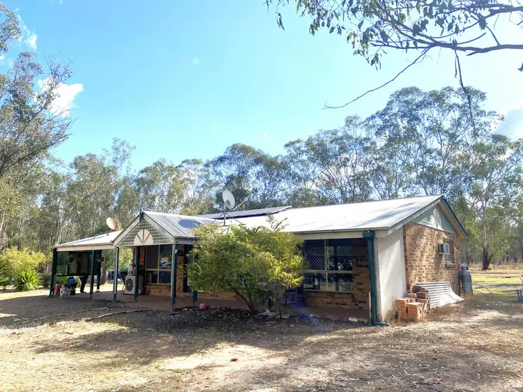 12 Lewis Court, Lockyer Waters QLD 4311
