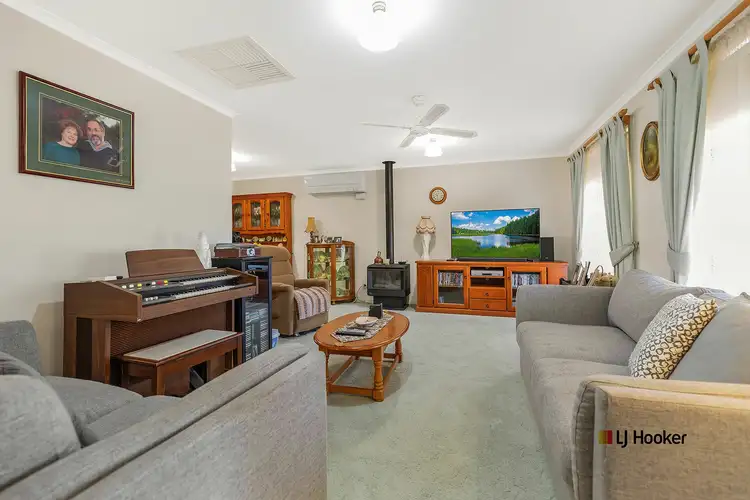 Third view of Homely house listing, 16 Bennett Court, Echuca VIC 3564