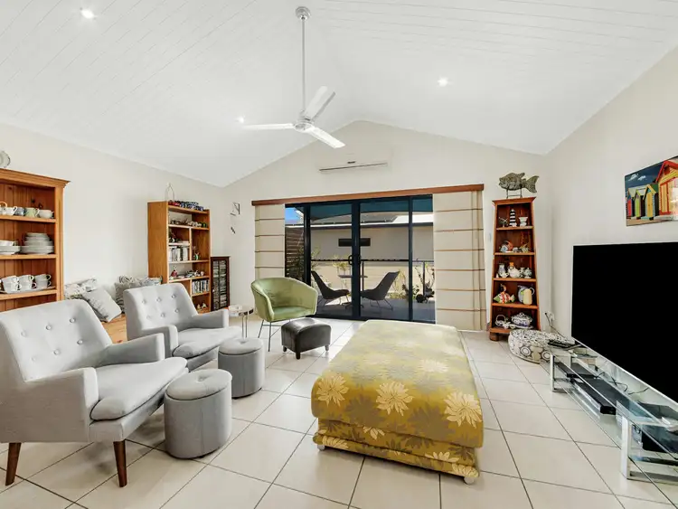 Fourth view of Homely townhouse listing, 2/9 Orana Avenue, Boyne Island QLD 4680