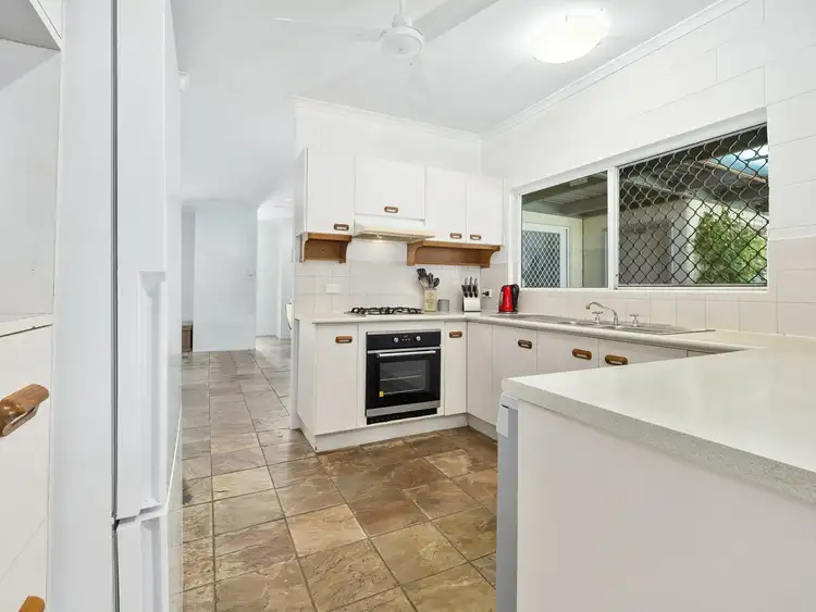 Fifth view of Homely house listing, 37 Sidlaw Street, Smithfield QLD 4878
