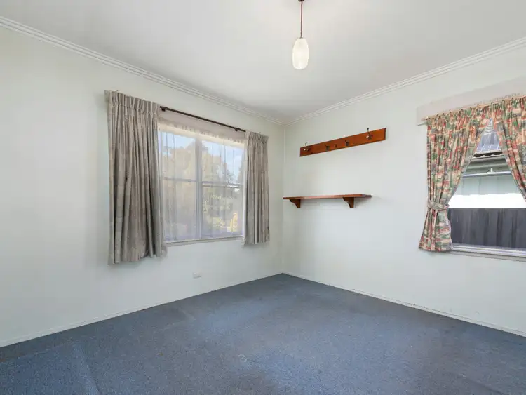 Seventh view of Homely house listing, 6 Davies Street, Bairnsdale VIC 3875