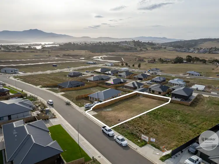 6 Maritimo Way