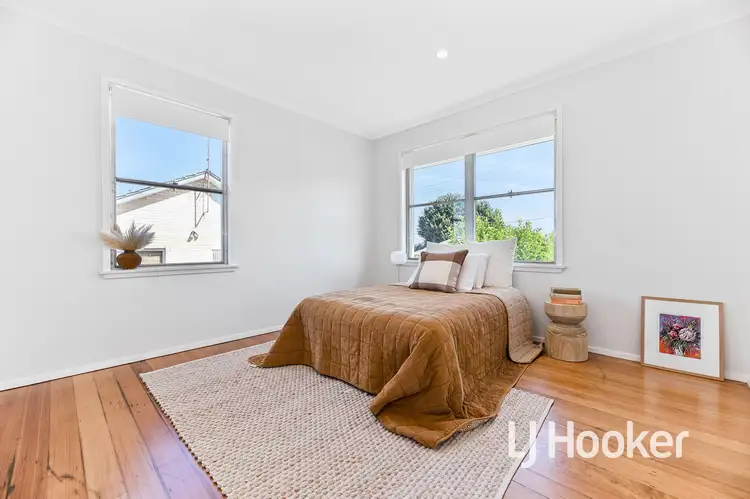 Fourth view of Homely house listing, 8 Deveney Street, Pakenham VIC 3810