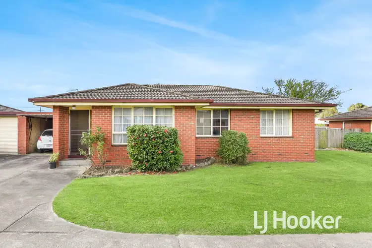 6/4 Guest Road, Pakenham VIC 3810