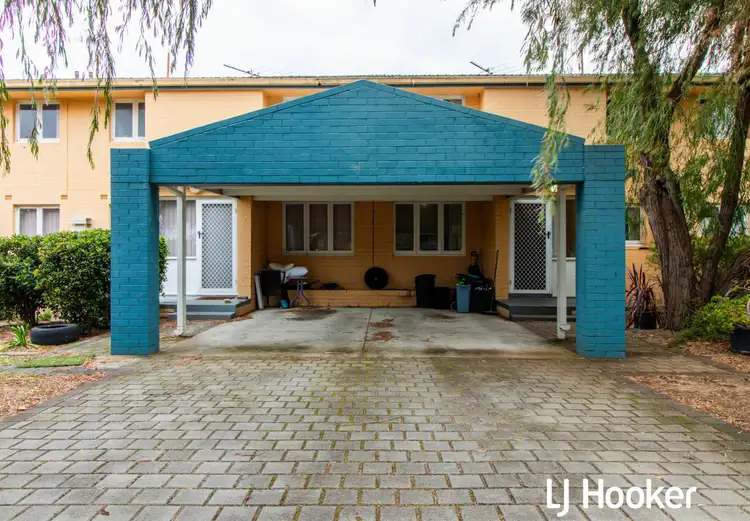 34 Maydwell Way, Calista WA 6167