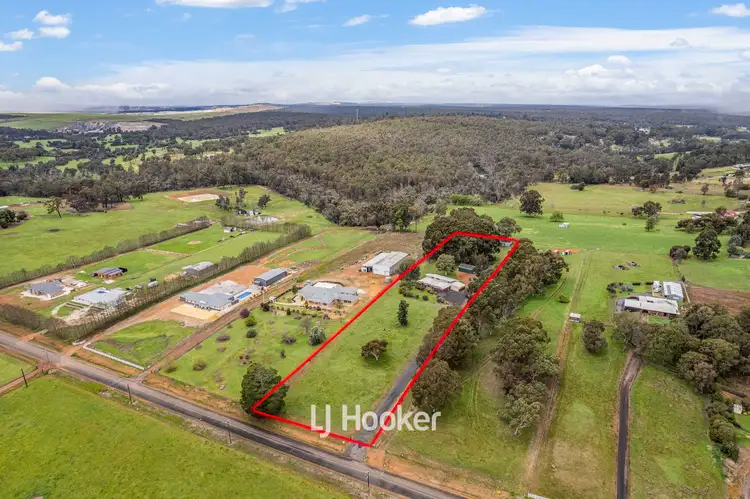 85 Booth Street, Collie WA 6225
