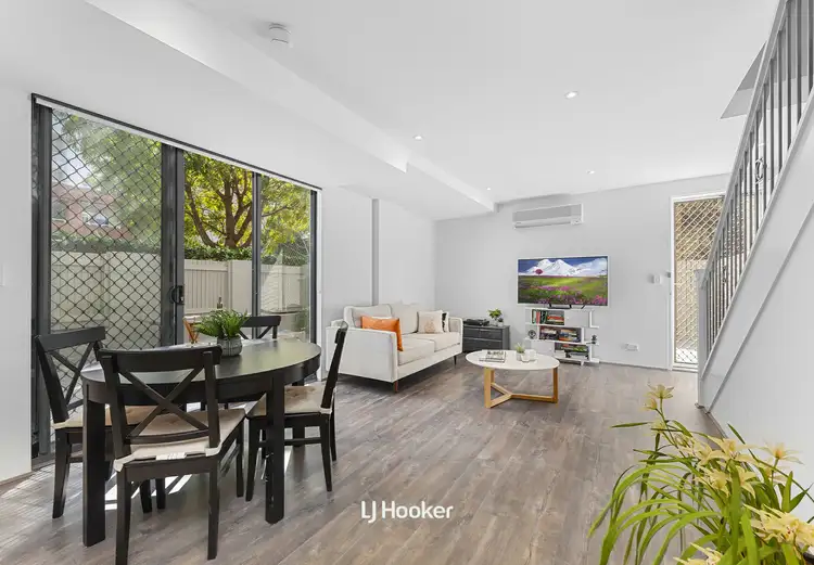 Third view of Homely apartment listing, 5/12-18 Orara Street, Waitara NSW 2077