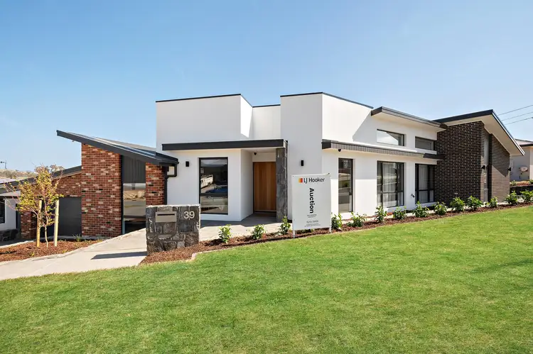 39 Castagna Street, Strathnairn ACT 2615