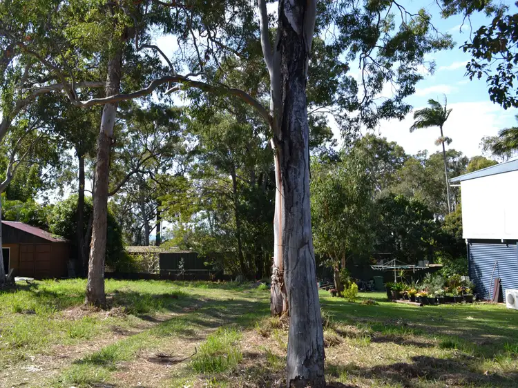 9 Double Bay Street, Macleay Island QLD 4184