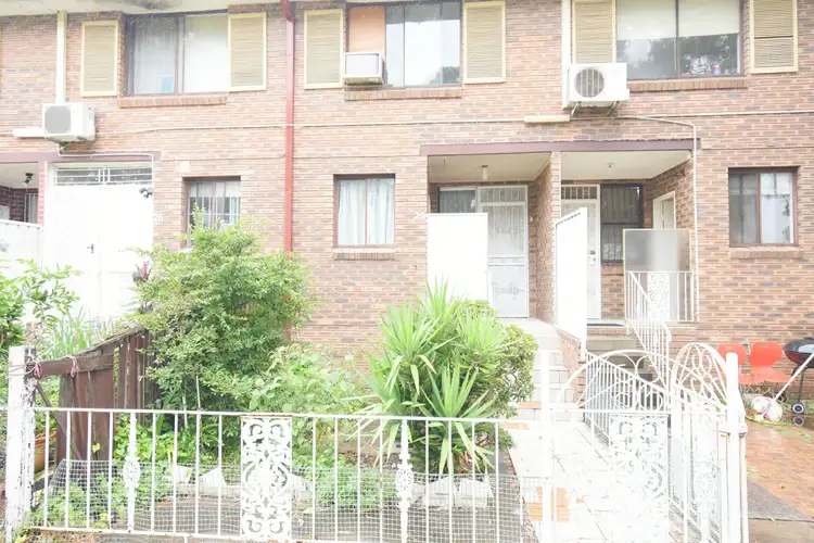 25/112 Longfield Street, Cabramatta NSW 2166