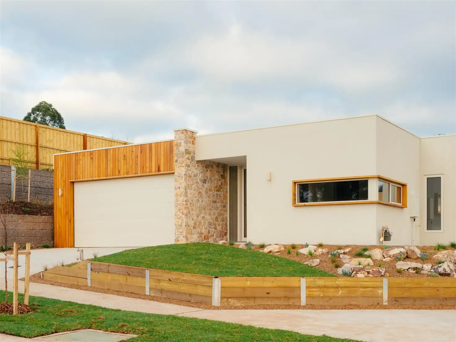 Main view of Homely house listing, 27 Simmental Street, Drouin VIC 3818