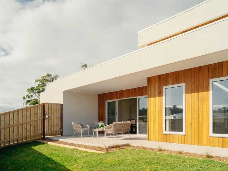 Fourth view of Homely house listing, 27 Simmental Street, Drouin VIC 3818