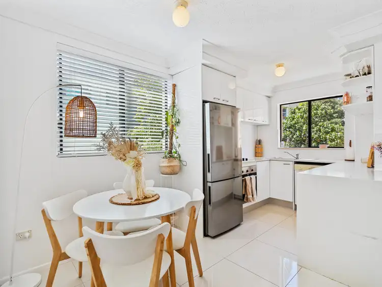 Fourth view of Homely unit listing, 5/35 Britannia Avenue, Broadbeach QLD 4218