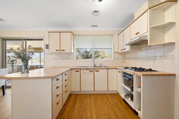 Second view of Homely house listing, 7 Webb Place, Weetangera ACT 2614