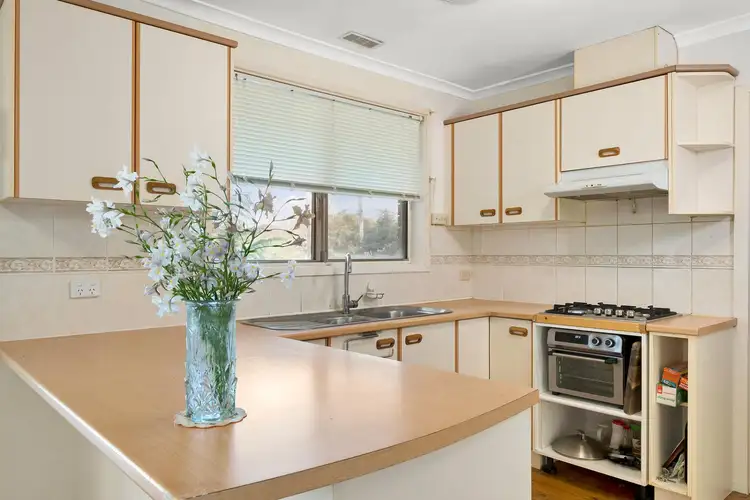 Fifth view of Homely house listing, 7 Webb Place, Weetangera ACT 2614