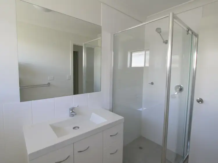 Sixth view of Homely house listing, 9 Newman Drive, Emerald QLD 4720