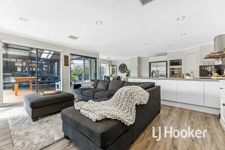 Fourth view of Homely house listing, 8 Somerset Court, Narre Warren South VIC 3805