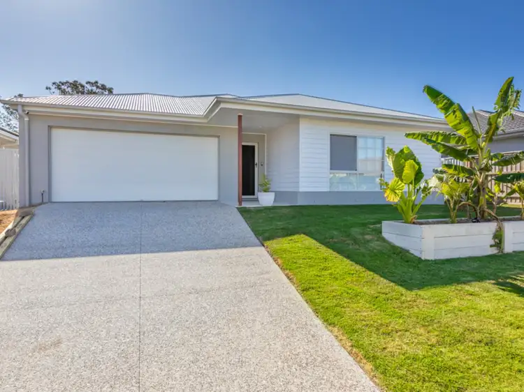 68 Brook Crescent