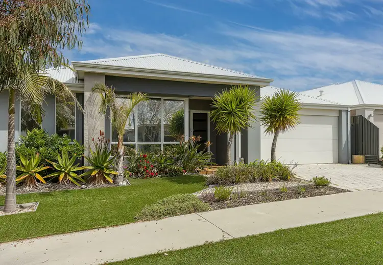 Second view of Homely house listing, 10 Radiant Glade, Eglinton WA 6034