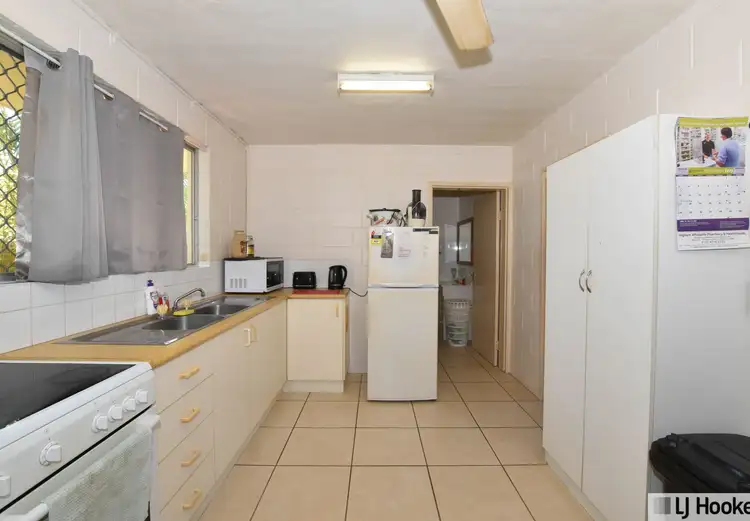 Sixth view of Homely unit listing, Unit 3/25 Victoria Street, Cardwell QLD 4849