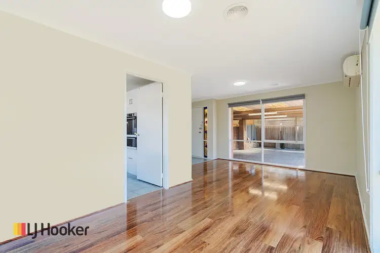 Sixth view of Homely house listing, 5 Tenby Court, Craigieburn VIC 3064