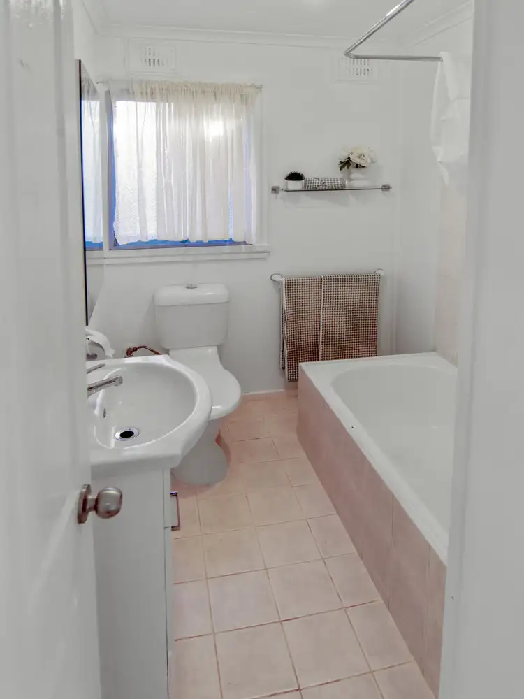 Fifth view of Homely house listing, 4 Ledgerwood Street, Griffith NSW 2680